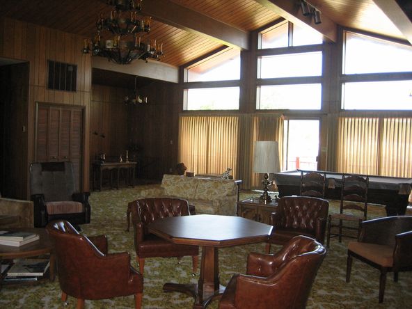 The Indian Lodge: 33700 State Highway 51, Wagoner, OK 74467